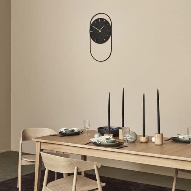 A-Wall Clock sort vægur 1 - Andersen Furniture - byHviid
