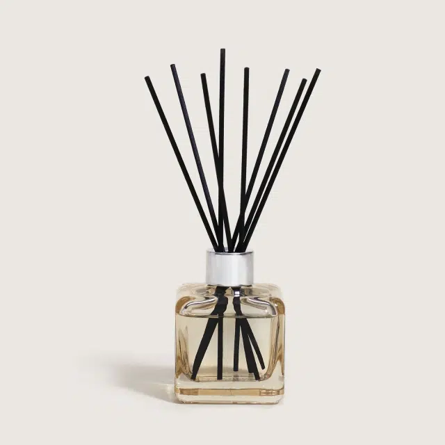 Pet_My_Home_Free_Odours_Flakon_m_Duftpinde_Bouquet_Lamper_Berger_Maison_Berger_byHviid