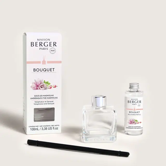 Underneath_The_Magnolias_Flakon_m_Duftpinde_Bouquet_Lamper_Berger_Maison_Berger_byHviid