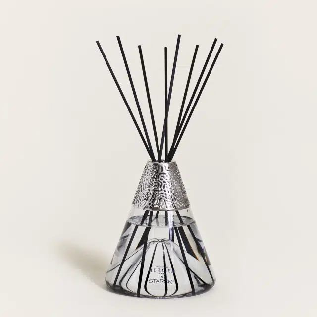 tarck_Peau_De_Pierre_Flakon_m_Duftpinde_Bouquet_Lamper_Berger_Maison_Berger_byHviid