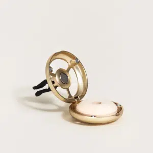 Lolita-Lempicka-duft-til-bil-diffuser-Maison-Berger-byHviid