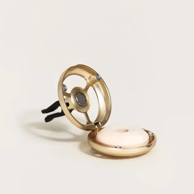 Lolita-Lempicka-duft-til-bil-diffuser-Maison-Berger-byHviid