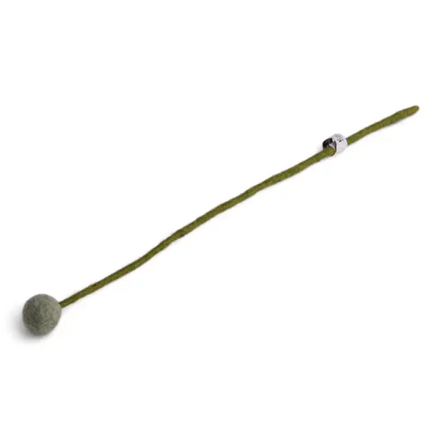 dusty_light_green_dia2_kugleblomster_filtblomster_en_gry_og_sif_byhviid